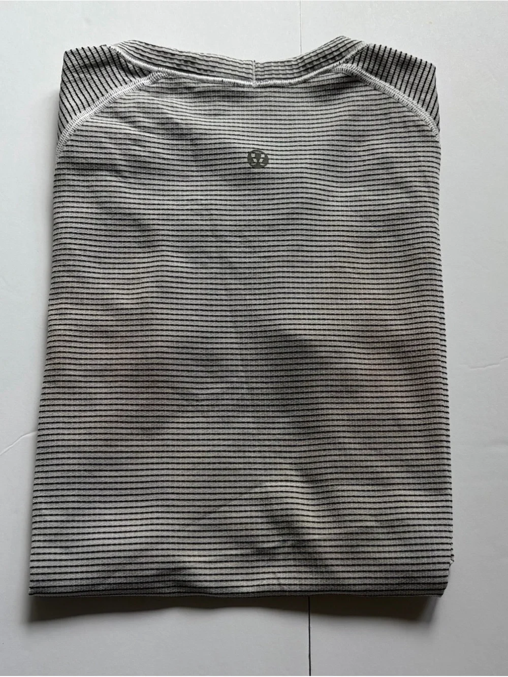 lululemon athletica light gray